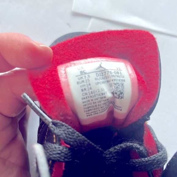 Air Jordan Retro **RARE** - Picture 5 of 6